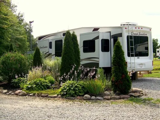 american-wilderness-campground-grafton-zlt1s