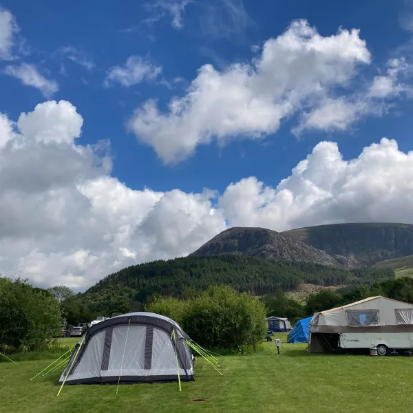 bryn-gloch-caravan-camping-park-caernarfon-hzrrx