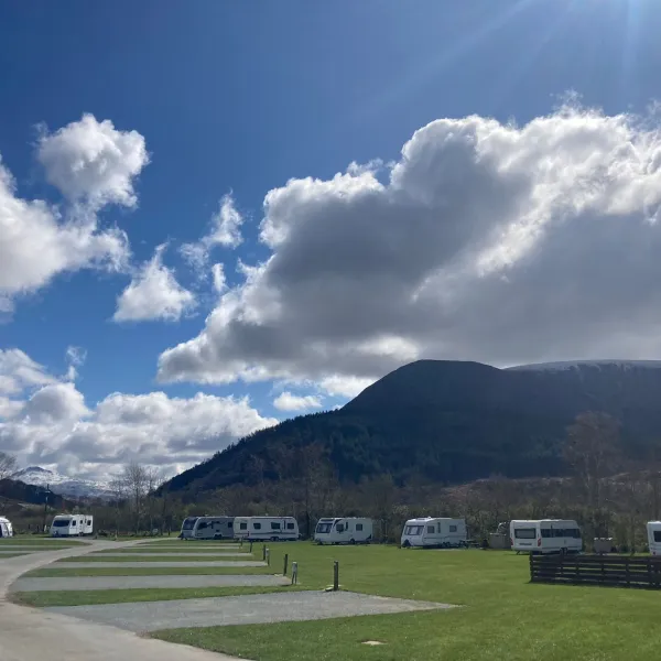 bryn-gloch-caravan-camping-park-caernarfon-mfezk