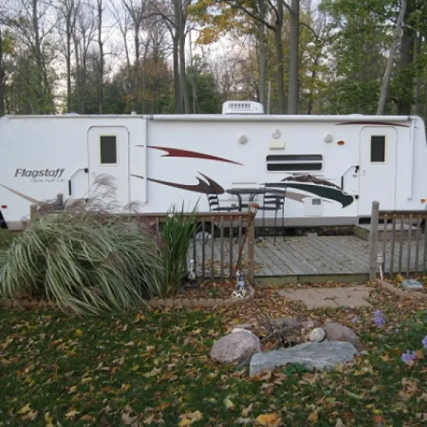 blue-lake-campground-churubusco-gizcq
