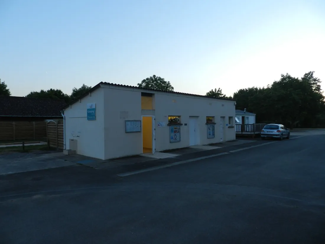 municipal-du-moulin-a-tan-chateaudun-e4ryi