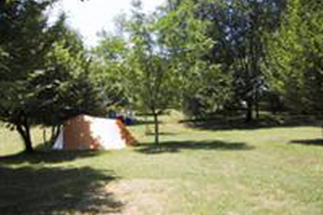 camping-la-brugere-st-felix-de-villadeix-5hg4y