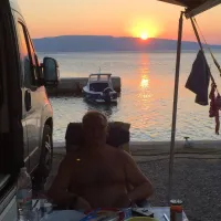 kamp-skver-senj-zzaid