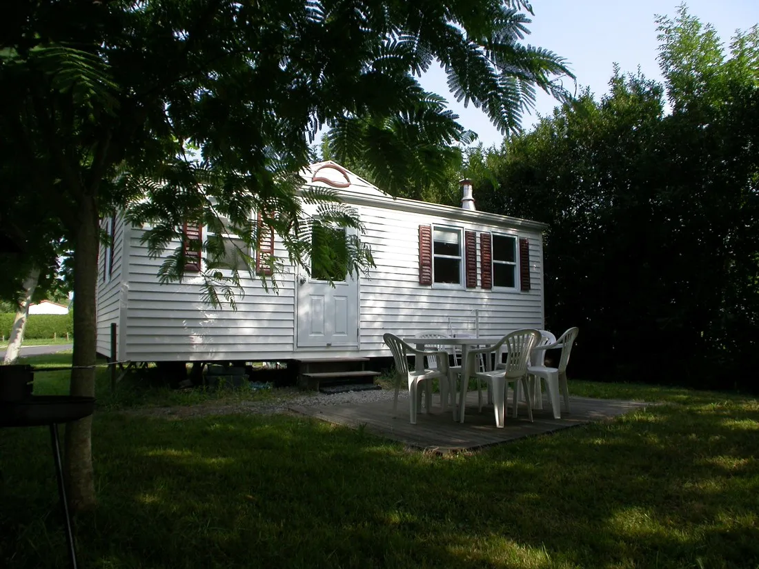 dibarron-st-peacutee-sur-nivelle-dam7q