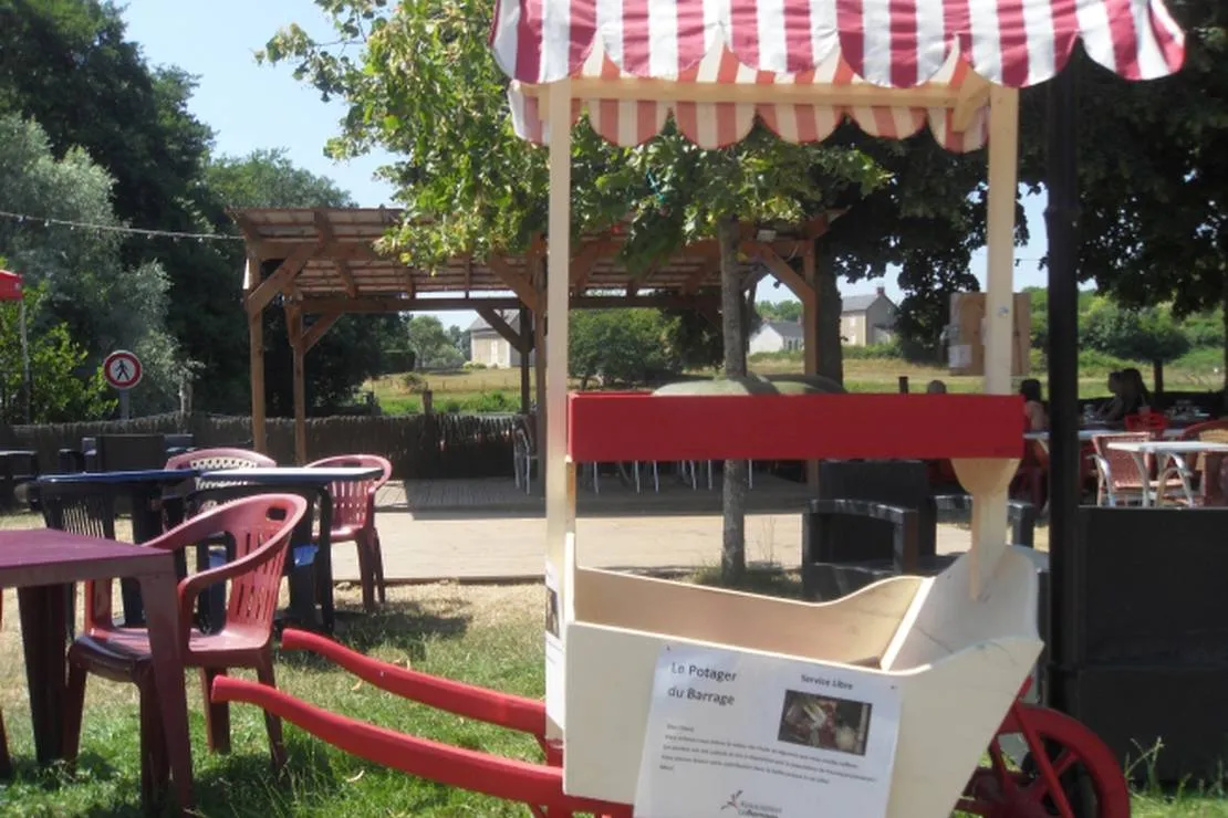 camping-municipal-du-barrage-au-port-de-pannecot-limanton-qjuf9