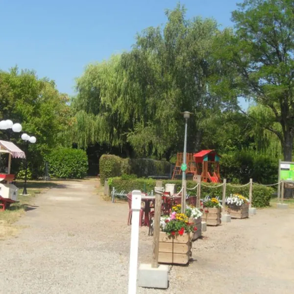 camping-municipal-du-barrage-au-port-de-pannecot-limanton-urhhr