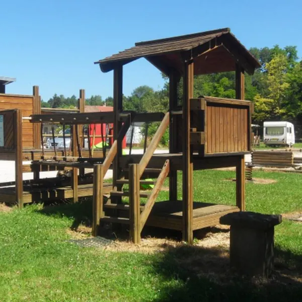 camping-de-lile-ranchot-onwxz