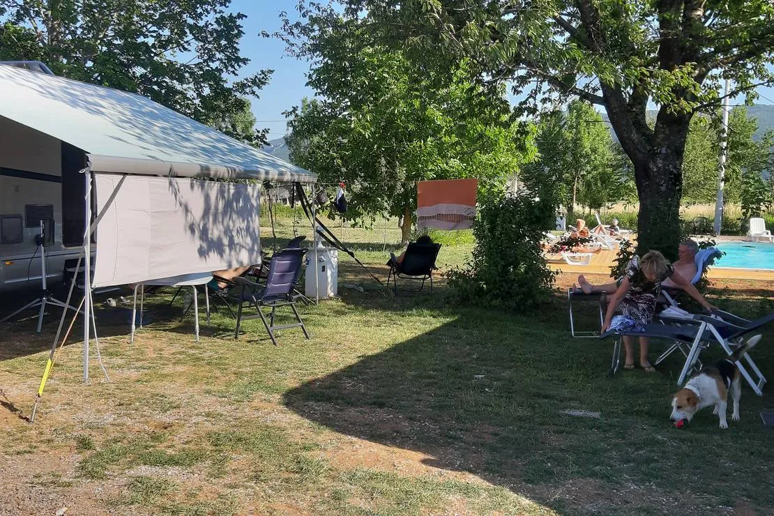 camping-lika-gracac-y0c3d
