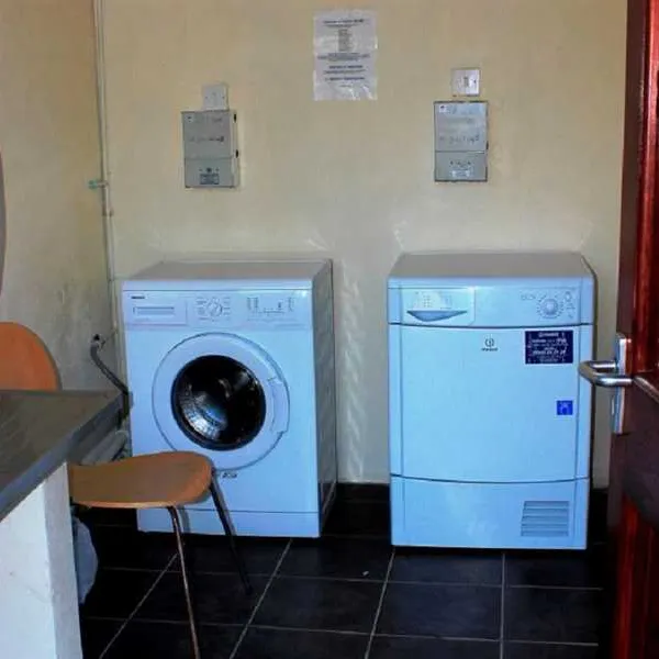 the-old-post-office-campsite-holmrook-2o2e7
