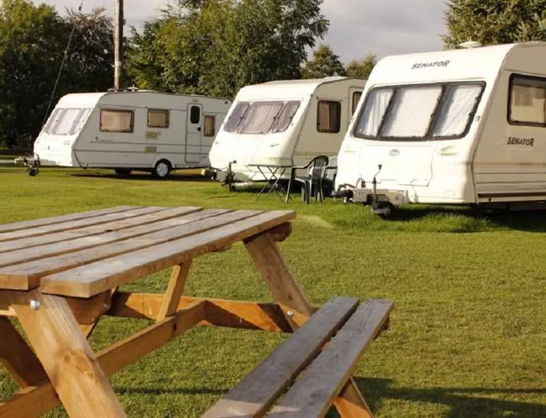 the-old-post-office-campsite-holmrook-qdqch