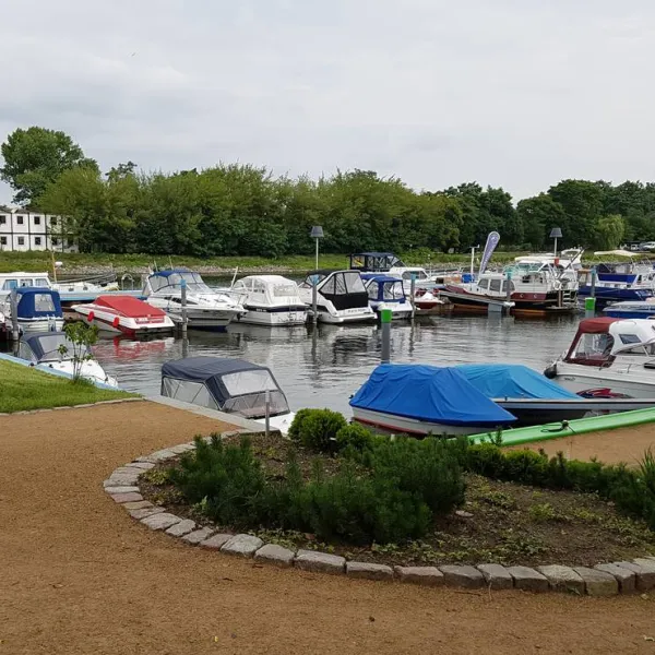 stadtmarina-brandenburg-brandenburg-an-der-havel-jyngc