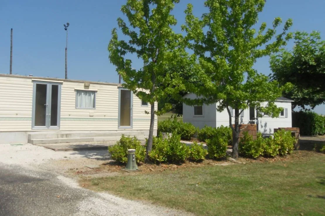 camping-municipal-le-bertranon-lavit-pc8s5