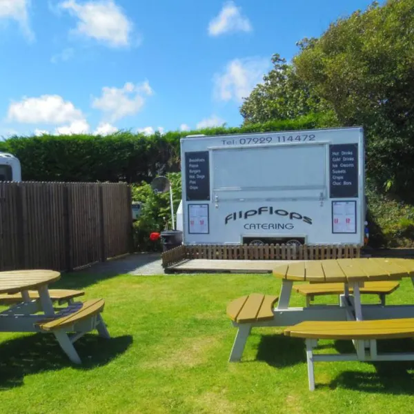 tyn-y-mur-camp-tour-park-abersoch-7c6lk