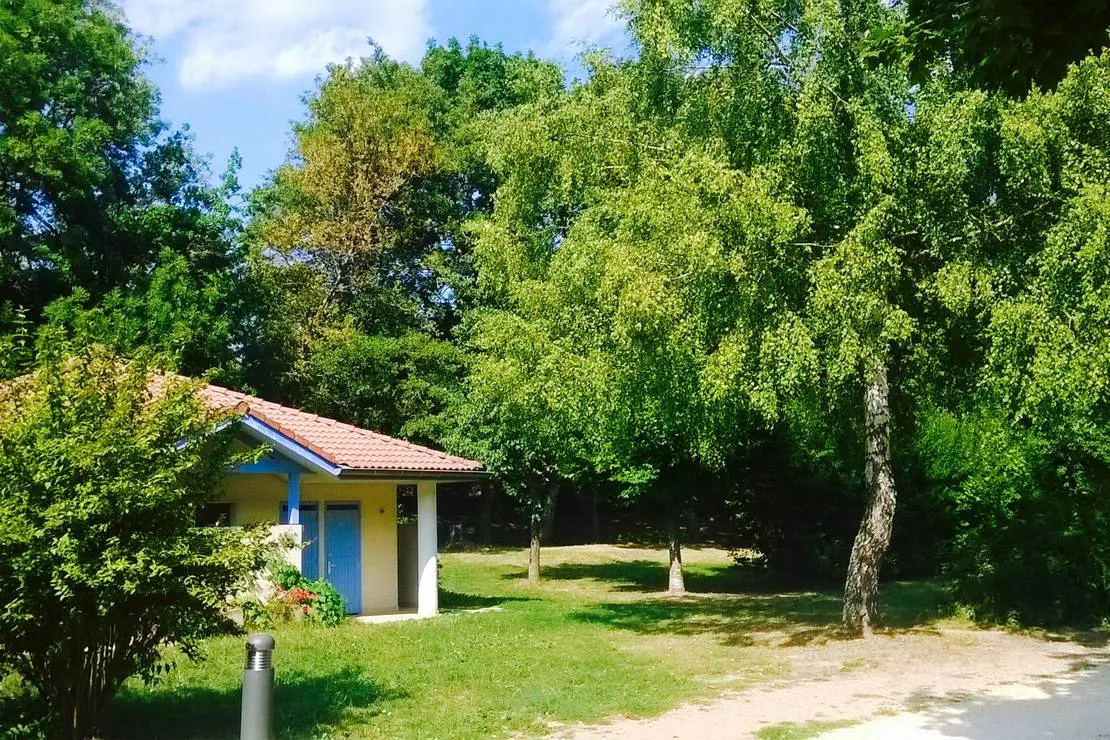 camping-municipal-la-duzonne-alboussiere-bx5qt