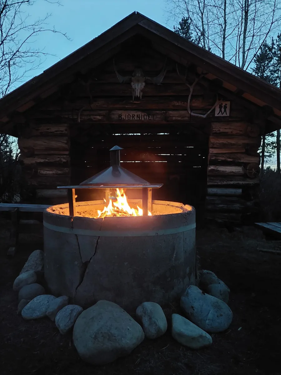 nederhogen-vildmarkscenter-camping-ratan-t2iz0