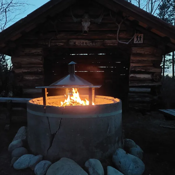 nederhogen-vildmarkscenter-camping-ratan-t2iz0