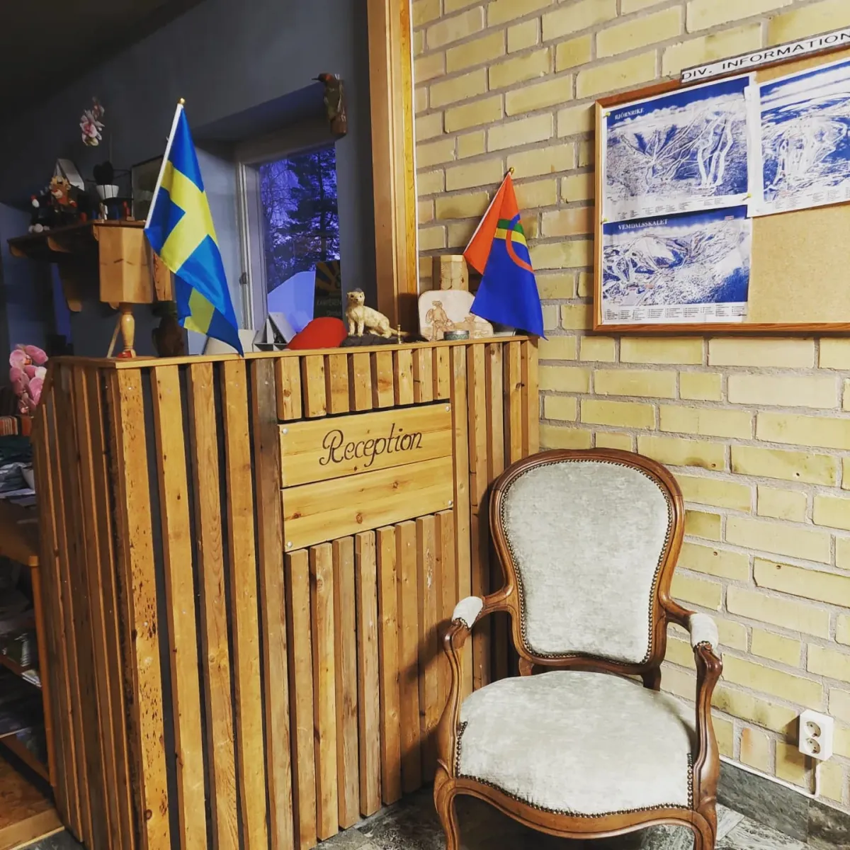 nederhogen-vildmarkscenter-camping-ratan-xhxik