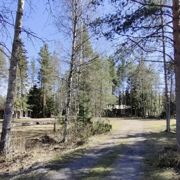 elainpuiston-matkaparkki-kalvia-dzorn