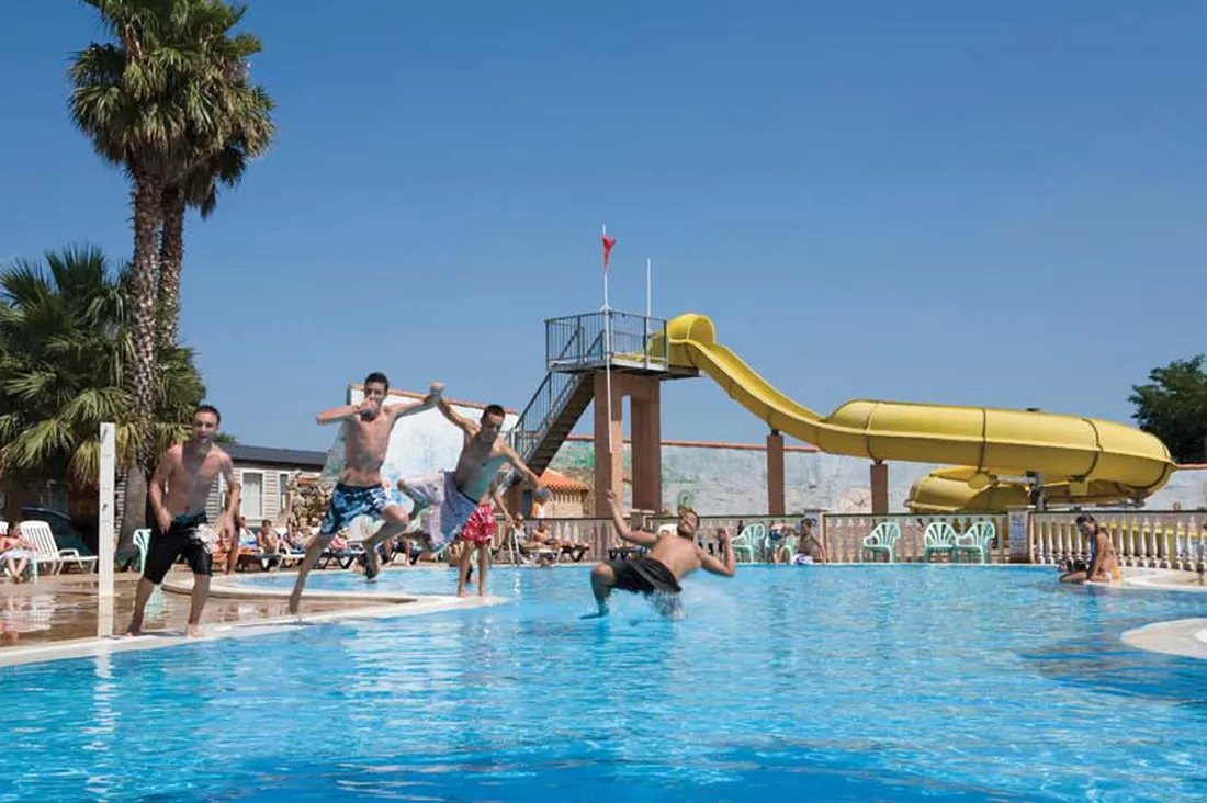 le-neptune-argeles-sur-mer-cmos0