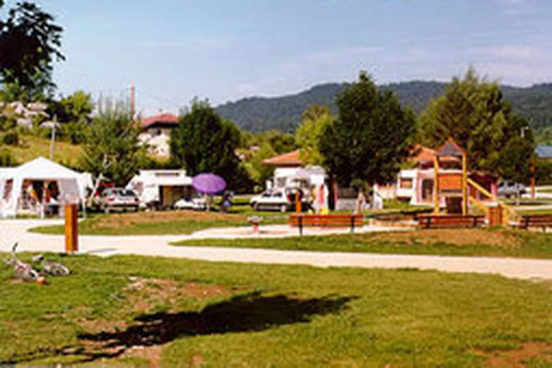 camping-municipal-champdor-uobg2