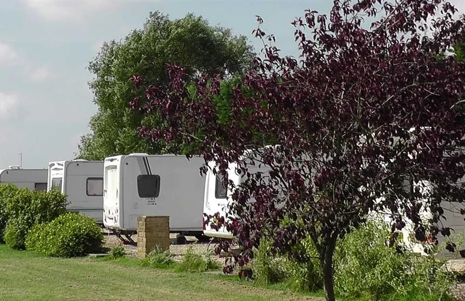 second-chance-touring-park-swindon-yrklz