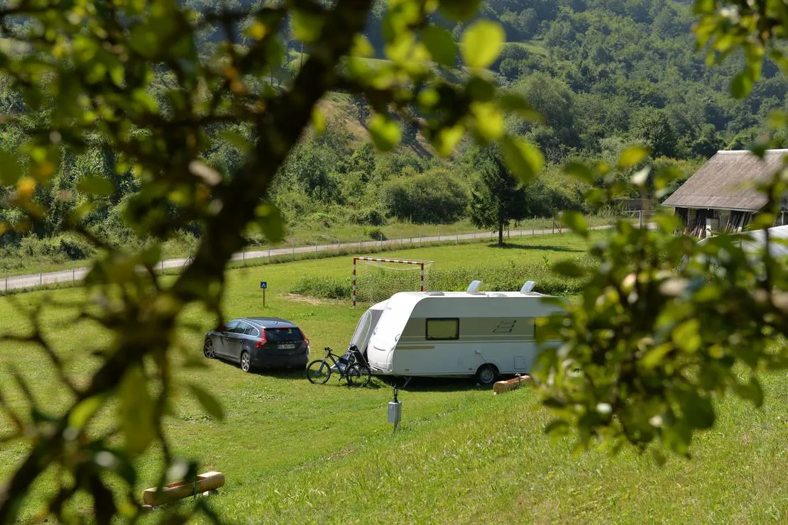 camp-rabrenovic-mojkovac-b4q3s
