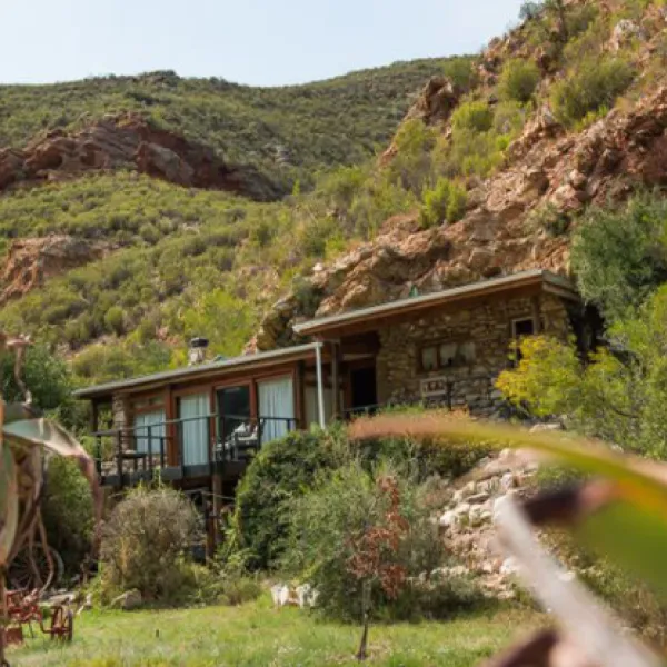 duiwekloof-lodge-verlaaten-revier-studtis-1jd6k