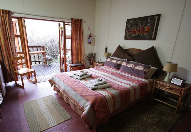 duiwekloof-lodge-verlaaten-revier-studtis-9frvr