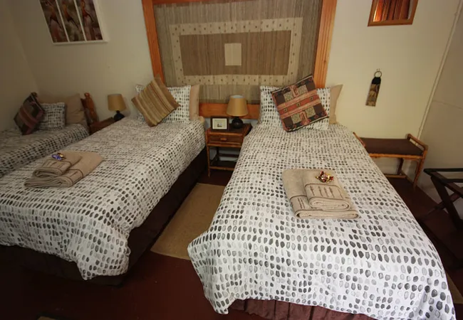 duiwekloof-lodge-verlaaten-revier-studtis-cmsze