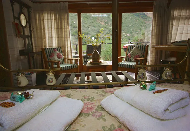 duiwekloof-lodge-verlaaten-revier-studtis-qxdle