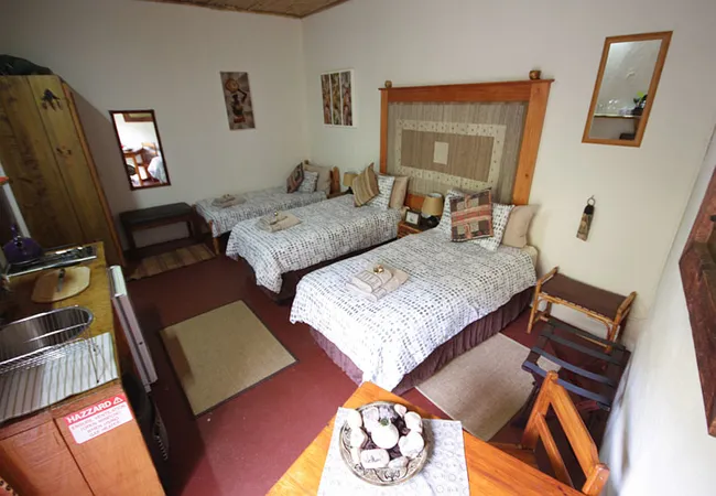 duiwekloof-lodge-verlaaten-revier-studtis-th6ey