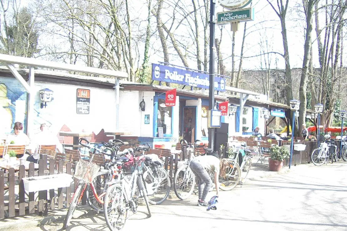 camping-stadt-koln-koln-poll-8ubps