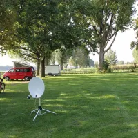 camping-stadt-koln-koln-poll-b2gpj