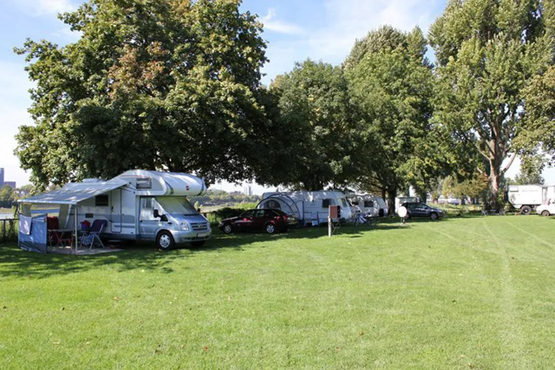 camping-stadt-koln-koln-poll-gsarf