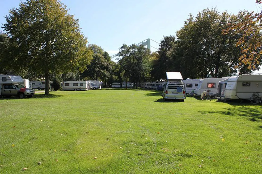 camping-stadt-koln-koln-poll-h2dmx