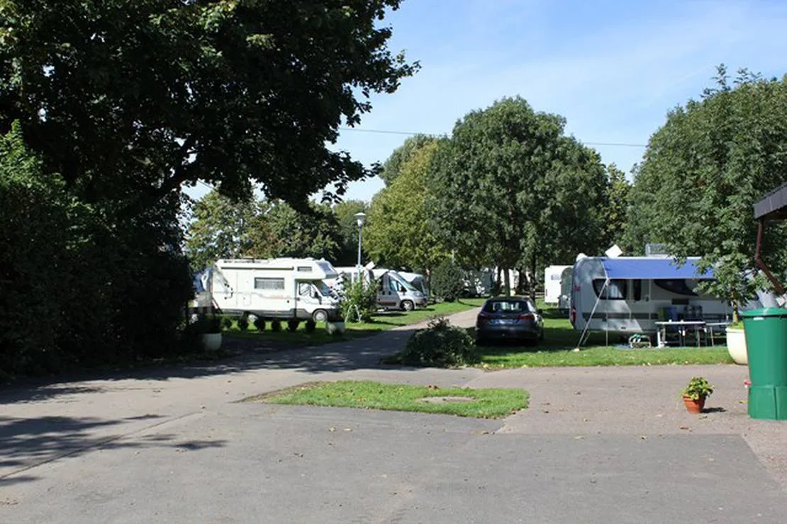 camping-stadt-koln-koln-poll-jpsb2