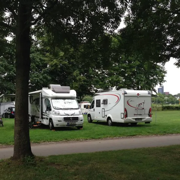 camping-stadt-koln-koln-poll-komaw