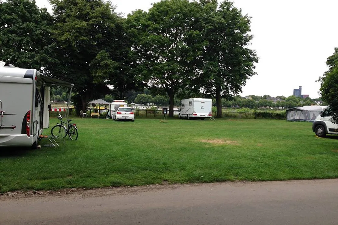 camping-stadt-koln-koln-poll-sanmc
