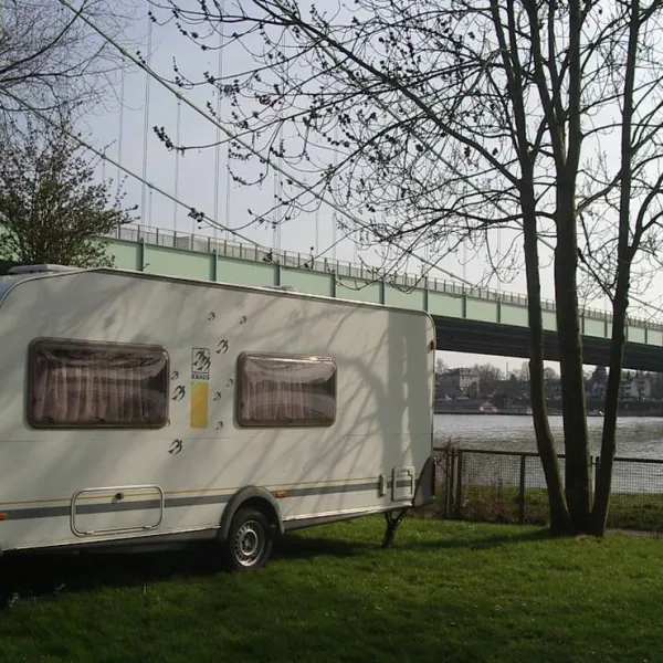 camping-stadt-koln-koln-poll-swyxh