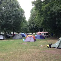camping-stadt-koln-koln-poll-ucj9s