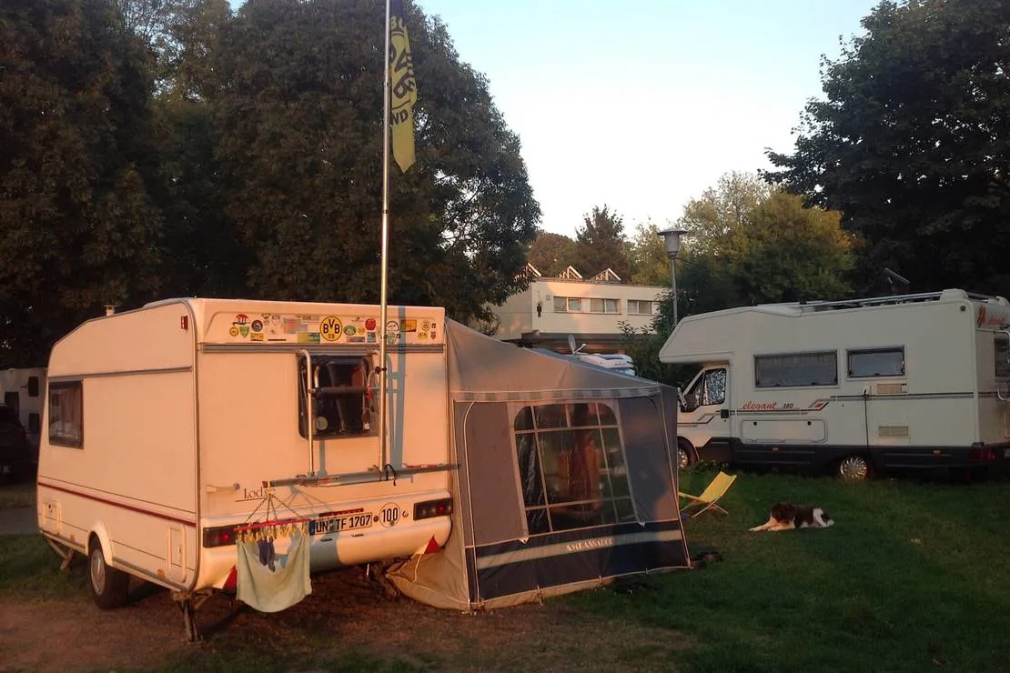camping-stadt-koln-koln-poll-ucvup