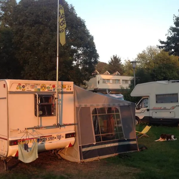 camping-stadt-koln-koln-poll-ucvup