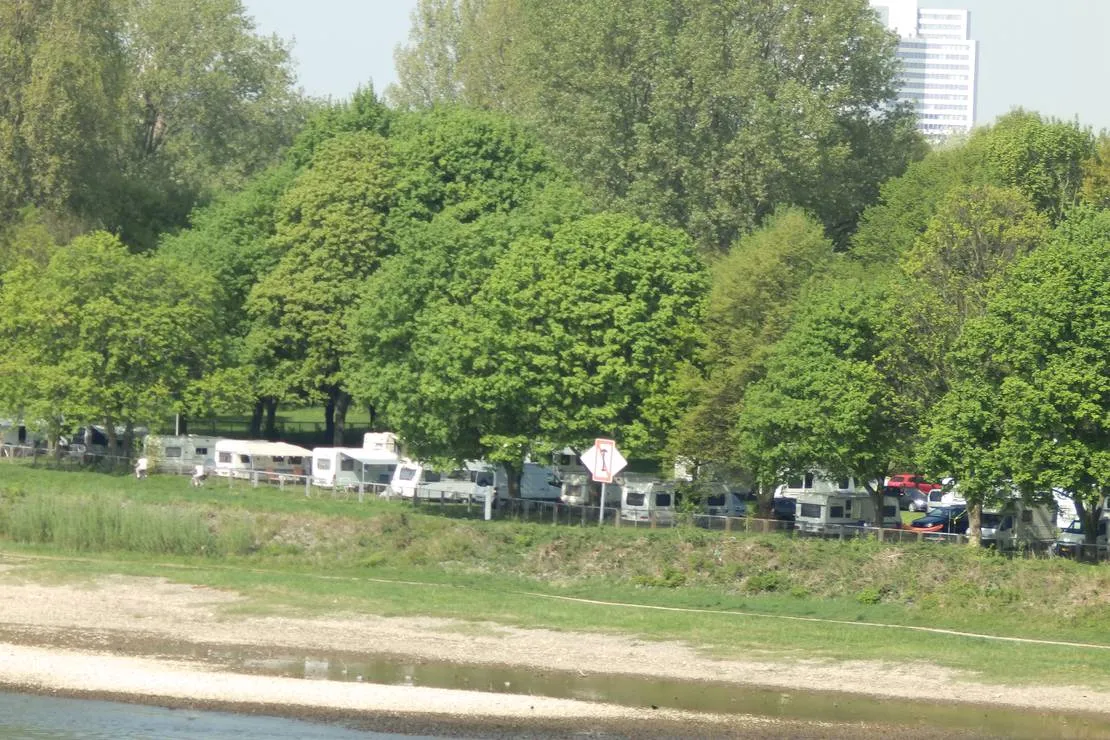 camping-stadt-koln-koln-poll-vagan