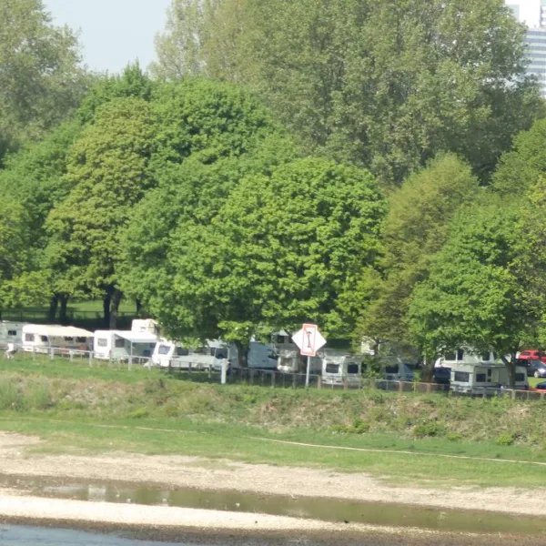 camping-stadt-koln-koln-poll-vagan