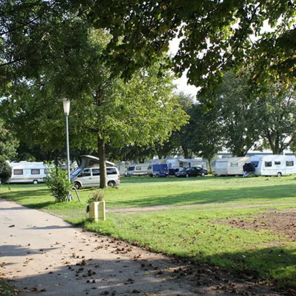 camping-stadt-koln-koln-poll-yfirf