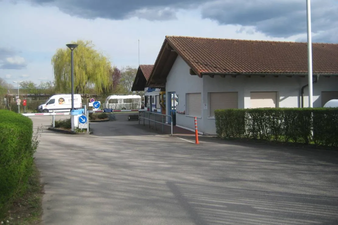 freizeitzentrum-hardtsee-ubstadt-weiher-qkqeq