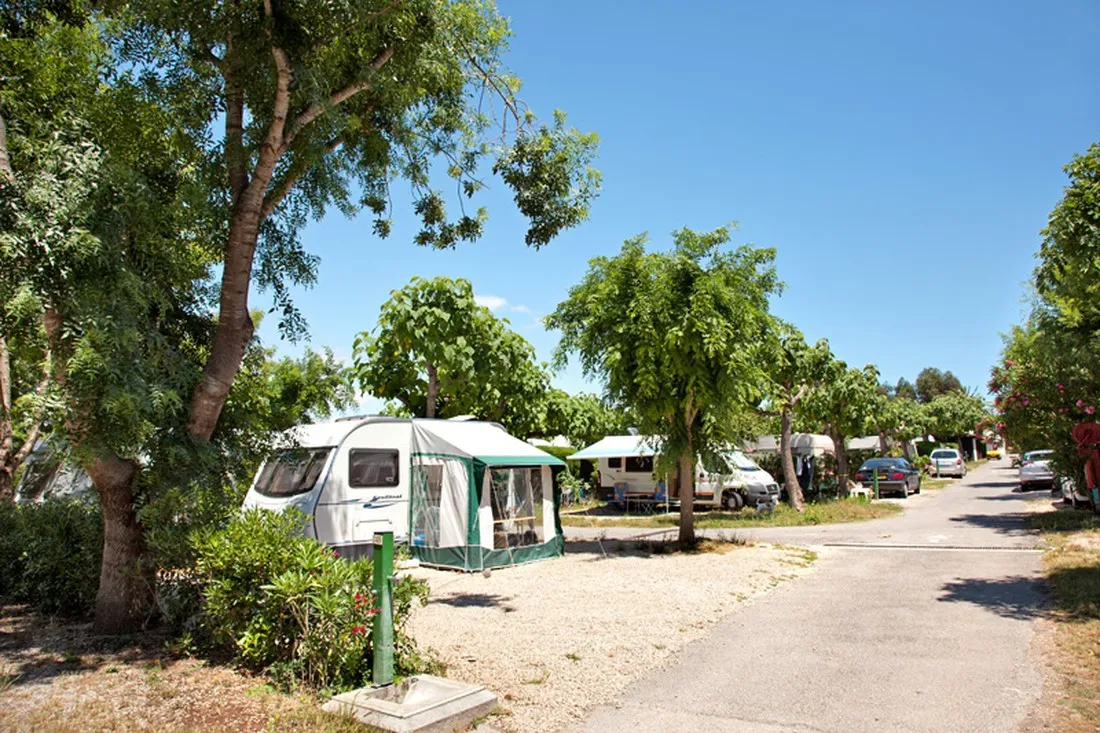 la-vieille-ferme-villeneuve-loubet-cmkpv