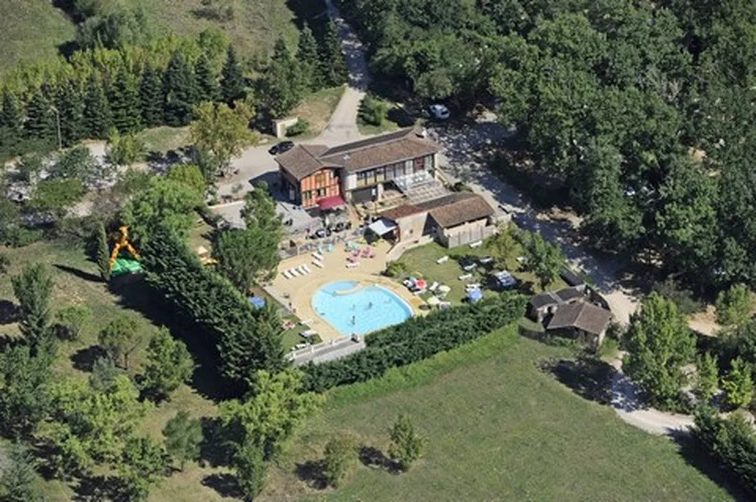 du-chene-vert-castelnau-de-montmiral-59jst