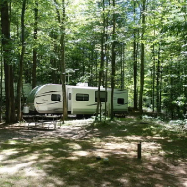 crystal-lake-family-campground-scottville-rferx