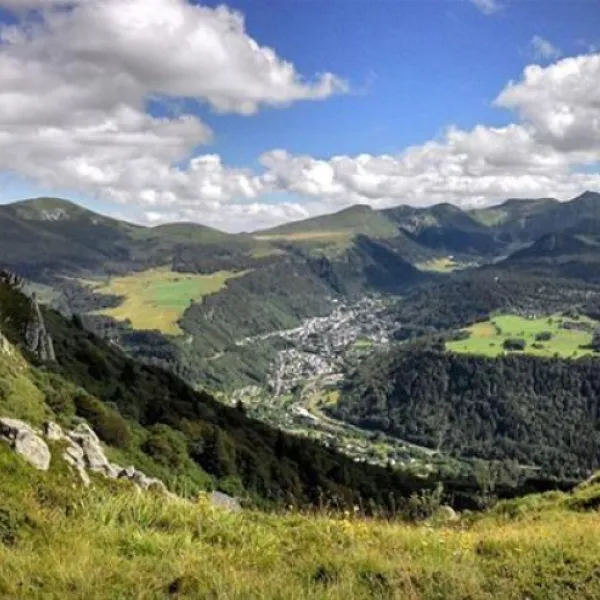 les-vernieres-la-bourboule-puy-de-dome-uahvu